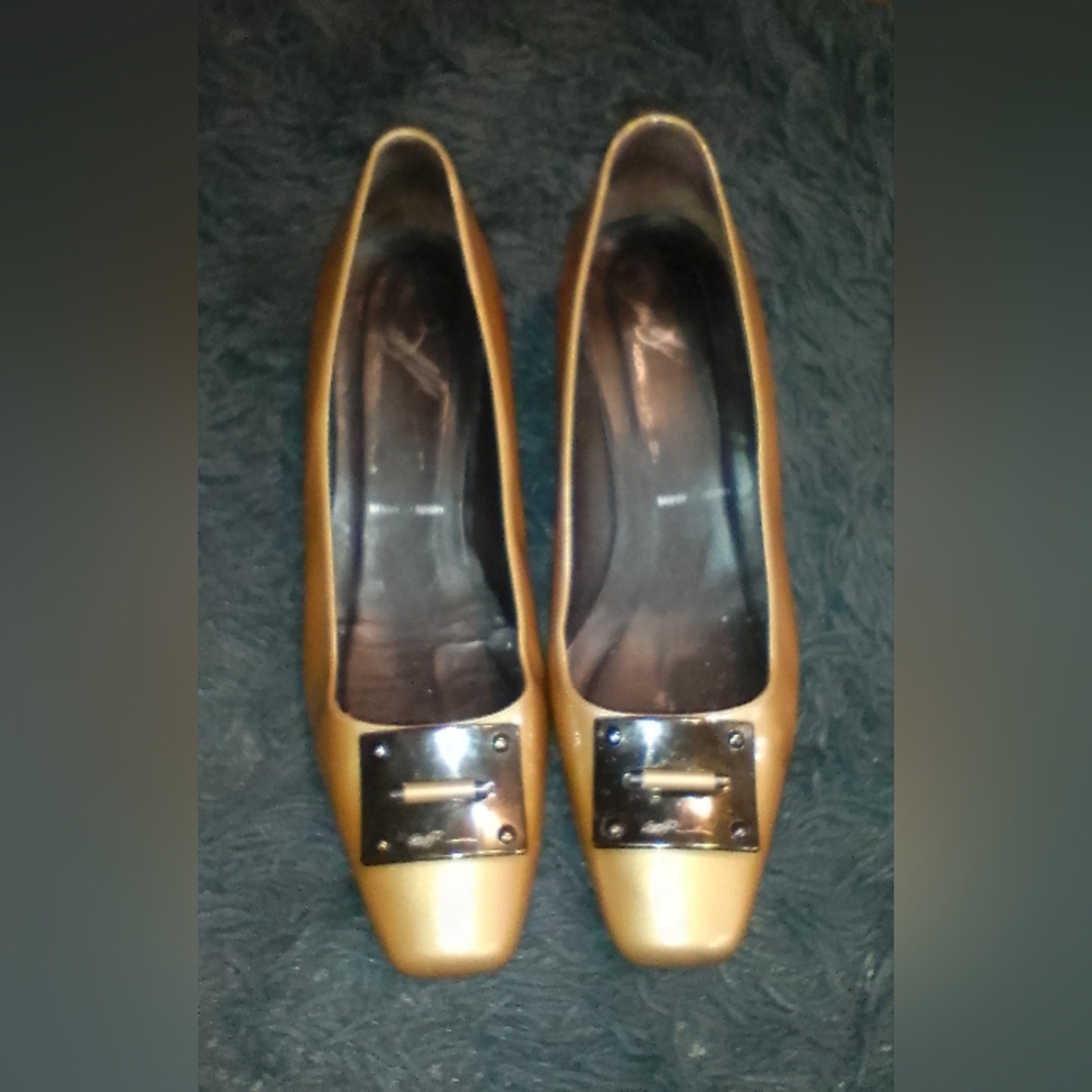 Donald J. Pliner Gold Heels with Bronze Accents